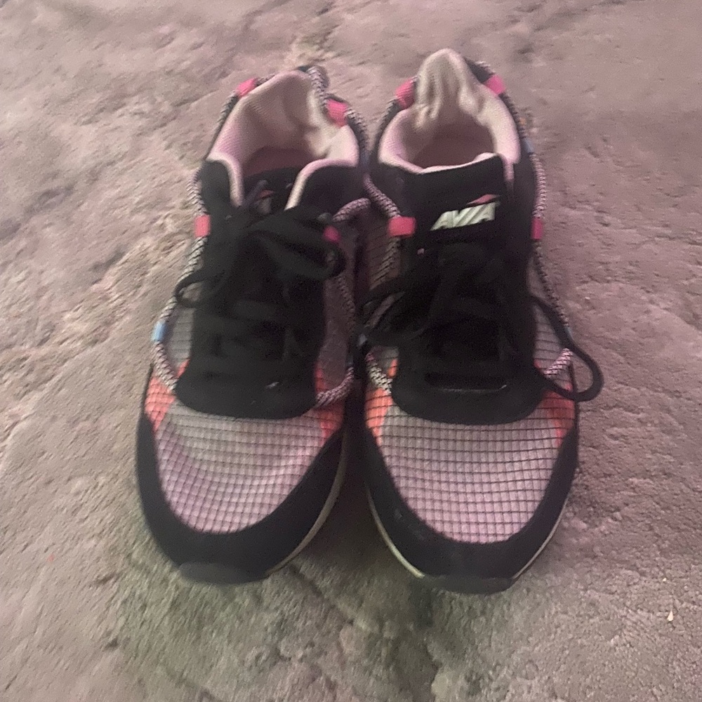 Girls color with mesh foot size 2